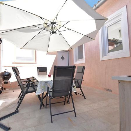 City Centre Apartment With Terrace 2 PUY 외부 사진