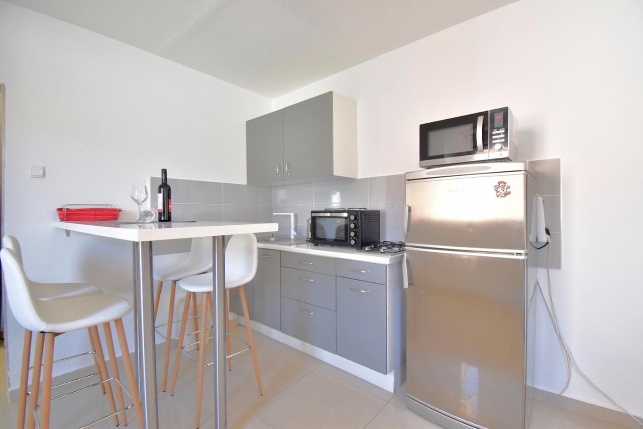 City Centre Apartment With Terrace 2 PUY 외부 사진